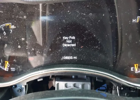 2016 Jeep Grand Cherokee Limited z USA, uszkodzony, nr VIN 1C4RJEBG9GC329140